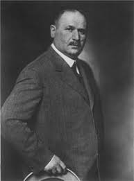 Maybe you would like to learn more about one of these? Hans Bredow Wikipedia