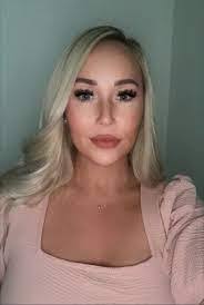 Tabitha Berg's Instagram, Twitter & Facebook