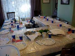 פֶּסַח pesach) commemorates the story of the exodus, in which the. Passover Fun For Everyone Preparing Decorating Seder And More Holidappy