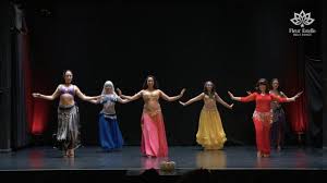 Level 1 Beginners Oriental Pop Student Performance To Ragheb Alama Student Performance Dance Videos Belly Dance