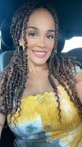 Lesley Castro (La-La)