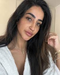 Leslie Eidson's Instagram, Twitter & Facebook