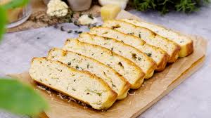 Video Und Rezept Blumenkohl Knoblauchbrot Ein Club Of Cooks Rezept Partybrot Rezepte Lecker