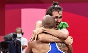 Tamberi e jacobs da sogno: R5kcoeqtg16d0m