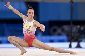 💪 is nina taking gold this sunday? Week Van De Waarheid Voor Derwael De Standaard Mobile