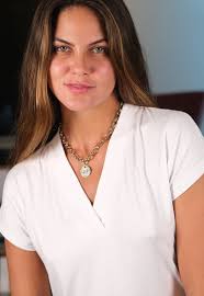 CAMISETA MALIKA ROSE NOGUEIRABLACK FRIDAYModa Feminina Rose Nogueira