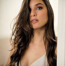 She spent her childhood years in karşıyaka and moved to istanbul in 2013. Damla Colbay Tv Series Biography Height Turkish Drama Brown Hair Colors Long Hair Styles Hair Styles