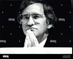 Andrew peacock hi-res stock photography and images