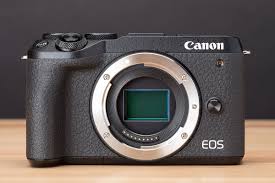 Hone your photography skills and show the world your love for capturing images in all their beauty by getting the canon m6 mark ii mirrorless camera. Canon S Eos M6 Mark Ii Finally Gets A 24p Video Mode Via New Firmware Update Digital Photography Review
