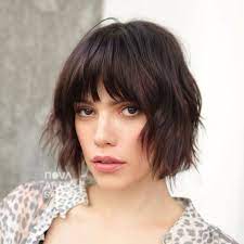 50 Super Flattering Haircuts For Oval Faces Hair Adviser Oval Face Haircuts Oval Face Hairstyles Chin Length Hair