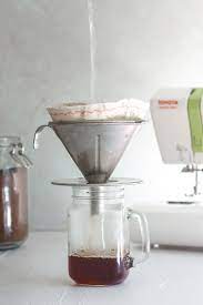 Once you have your coffee filters colored you will use 3 coffee filters for one rose. Diy Zero Waste Reusable Cloth Coffee Filter My Sustainable Kitchen