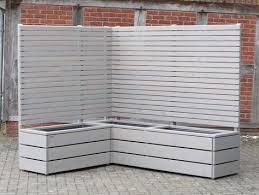 Blumenkasten Pflanzkasten Mit Sichtschutz Rankgitter Einzigartiges System Viele Farben Und Grossen Ver Pflanzkasten Holz Pflanzkasten Sichtschutz Holz