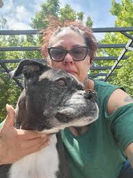 Saying goodbye to beloved 11-year-old boxer due to health issues