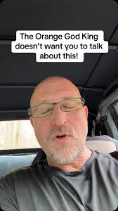 News: desperate Donald Trump threatens to take away Rosie O’Donnell‘s  citizenship #news #politics #theromanoreport