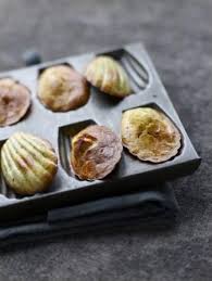 Mini Madeleines Au Pesto Et A La Viande Des Grisons C Aoste Mini Madeleines Jambon Recette Viande De Grison