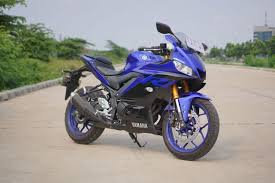 Selain karena memiliki desain yang sporty, motor sport murah juga memiliki mesin terbaik dengan tenaga yang sangat powerfull. Motor Sport 250 Cc Full Fairing Harga Yamaha R25 Jadi Lebih Murah Halaman All Kompas Com