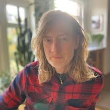 Mike Warwick (@UKGratitudeGuy)