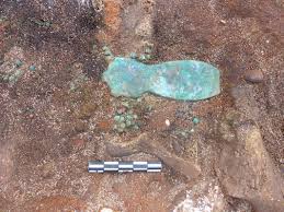 العصر الحديدي هو تلك الفترة من العصور التاريخية التي برز فيها استعمال الإنسان للحديد في صناعة الأدوات والأسلحة. Ø§ÙƒØªØ´Ø§Ù Ù…Ù‚Ø¨Ø±Ø© Ø£Ù…ÙŠØ±Ø© Ù…Ù† Ø§Ù„Ø¹ØµØ± Ø§Ù„Ø­Ø¯ÙŠØ¯ÙŠ Ù…Ø¹ ÙƒÙ†Ø² Ù…Ù† Ø§Ù„Ù…Ø¬ÙˆÙ‡Ø±Ø§Øª ÙÙŠ ÙØ±Ù†Ø³Ø§ ØµÙˆØ± Ù…Ø¬Ù„Ø© Ø³ÙŠØ¯Ø§Øª Ø§Ù„Ø£Ø¹Ù…Ø§Ù„ Ø§Ù„Ø¯ÙˆÙ„ÙŠØ©