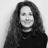 Patricia Boll's Instagram, Twitter & Facebook