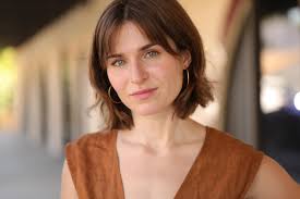 Amanda Beardsley's Instagram, Twitter & Facebook