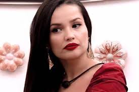 Juliette valorizou o corpo com biquíni branco ao tomar banho de piscina no bbb 21 e chamou atenção por beleza nas redes sociais. 10 Penteados Da Juliette Do Bbb 21 Para Se Inspirar E Copiar Blog Da Pajaris Biquinis Moda Viagens E Vida Solar