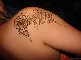 While bloomed flowers are the preferred choice for most outbreaks they can be used creatively to bring a new dimension to a design. 45 Lovely Henna Tattoo On Shoulder