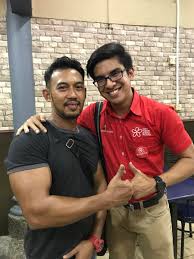 Rakyat sedang susah, tapi kerajaan buat urusan pakai twitter. Syed Saddiq On Twitter Armada Pemuda Pulai His Muscle Is As Big As My Face