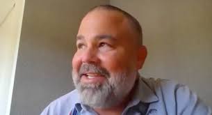 Episode 06: Relationships Over Resumes with Greg Gordon — As The World Works