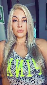 Amber Ruggles's Instagram, Twitter & Facebook