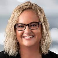 Kasey Dillon's Instagram, Twitter & Facebook