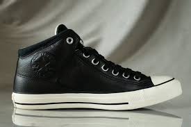 Black And White Converse Womens Size 7 Converse Men S Chuck Taylor All Star High Street Leather Size 7 Men Women 9 Converse Athleticinspired Converse Men Retro Sneakers Mens Fashion