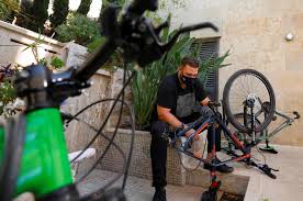 Palestinian Cyclists Say Attacked By Israeli Settlers After Trail App Led Them Astray Egypt Independent