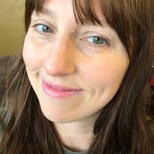 Sheena Thompson's Instagram, Twitter & Facebook