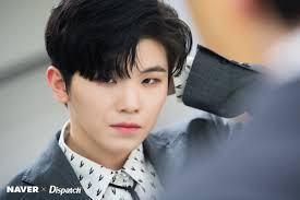 Seventeen takes over gaon weekly album chart and january album chart with its sixth extended play you made my dawn. Woozi Pics Auf Twitter 180612 Naver X Dispatch Update Seventeen Concert Ideal Cut In Seoul