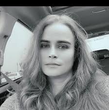 This is my little sister, Tara Longmore Moss. Many of you know her simply  as Tara from her years co-hosting the Brad and Tara show in the mornings