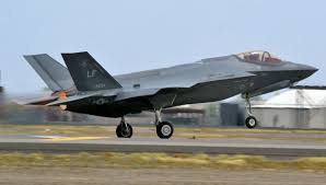 F 16 vs f 35 dogfight, shocking result please click subscribe button if you want more video ! F 22 Raptor Vs F 35 Lightning Cost Performance Size Top Speed