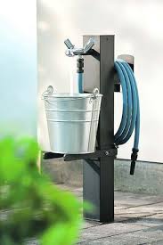 Hinter Cultt Outdoor Steht Der Sanitar Hersteller Tenrit Aus Schloss Holte Stukenbrock Der Seine Uber 30 Jahrig Wasserhahn Garten Garten Wasserzapfsaule Garten