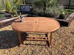 Teakchairs.co.uk is brought to you by eden furniture, leading uk suppliers of furniture to the leisure and hospitality industries. Extending Teak Table 160 230cm Luxury Teak Garden Furniture Chelsea Home And Leisure Ltd