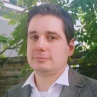 70+ perfis com “Hakim”