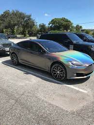 Saw A Tesla The Other Day With A Color Changing Paint Job Mildlyinteresting Car Paint Jobs Color Changing Paint Dream Cars