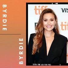 The hair length is long, and the curls play a massive role in making this hairstyle what it is. 18 Celeb Approved Red And Blonde Highlight Ideas Hair
