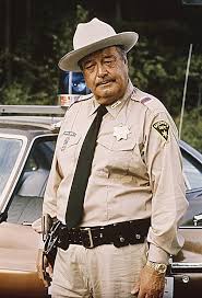 Jackie Gleason as Sheriff Buford T. Justice, in the (1977) film... Smokey  and the Bandit ❤️
