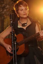 Shawn Colvin W Chris Isaak Maryhill Winery Goldendale Washington July 28 2012 Acoustic Guitar Music Acoustic Guitar Lessons Guitar Songs