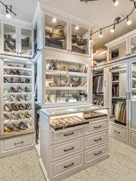 Armoires Et Dressings Photos Et Idees Deco D Armoires Et Dressings Dressing De Luxe Amenagement Dressing Dressing Maison