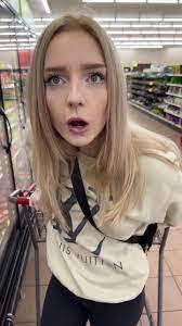 Amber Krontz's Instagram, Twitter & Facebook