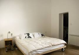 Gallery Of Casa Vlady House Refurbishment Bvw Arquitectos 14 House Contemporary Apartment Home Bedroom