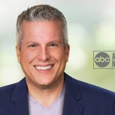 Jamie Fernandez's Instagram, Twitter & Facebook