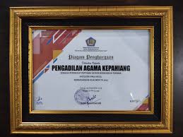 Uang penghargaan masa kerja (upmk) untuk karyawan masa kerja 3 tahun 3 bulan (1 bulan upah). Contoh Sertifikat Penghargaan Karyawan Terbaik