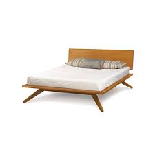 Shop from platform beds, like the the seymour platform bed king or the belle storage bed, while discovering new home products and designs. Catalina Platform Bed In Cherry By Copeland Furniture Vermont Woods Studios