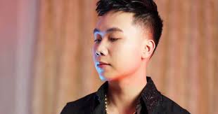 Ca sĩ Việt kiều kể chuyện tình đơn phương bằng âm nhạc